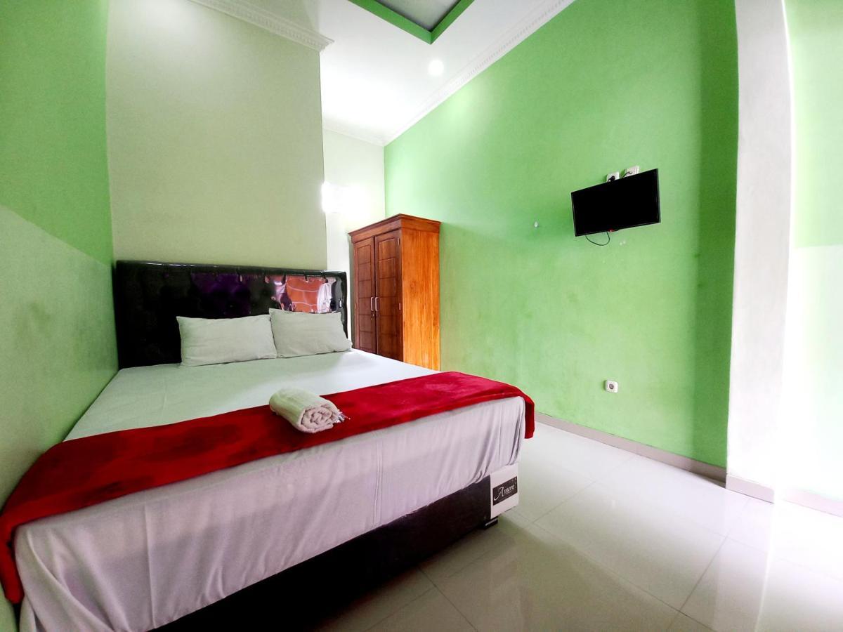 Harmony House Syariah Near Alun Alun Pati Mitra Reddoorz Otel Dış mekan fotoğraf