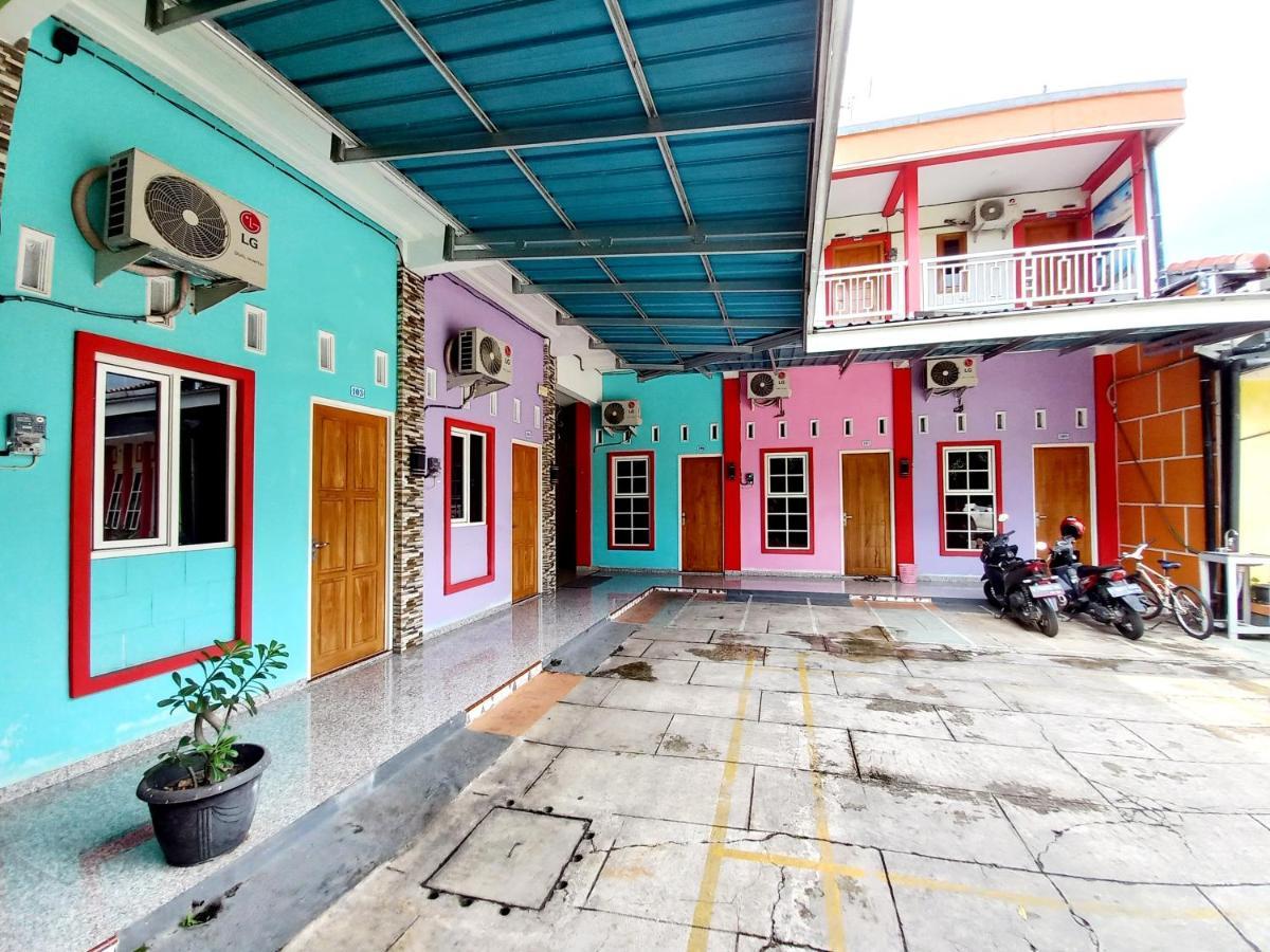 Harmony House Syariah Near Alun Alun Pati Mitra Reddoorz Otel Dış mekan fotoğraf