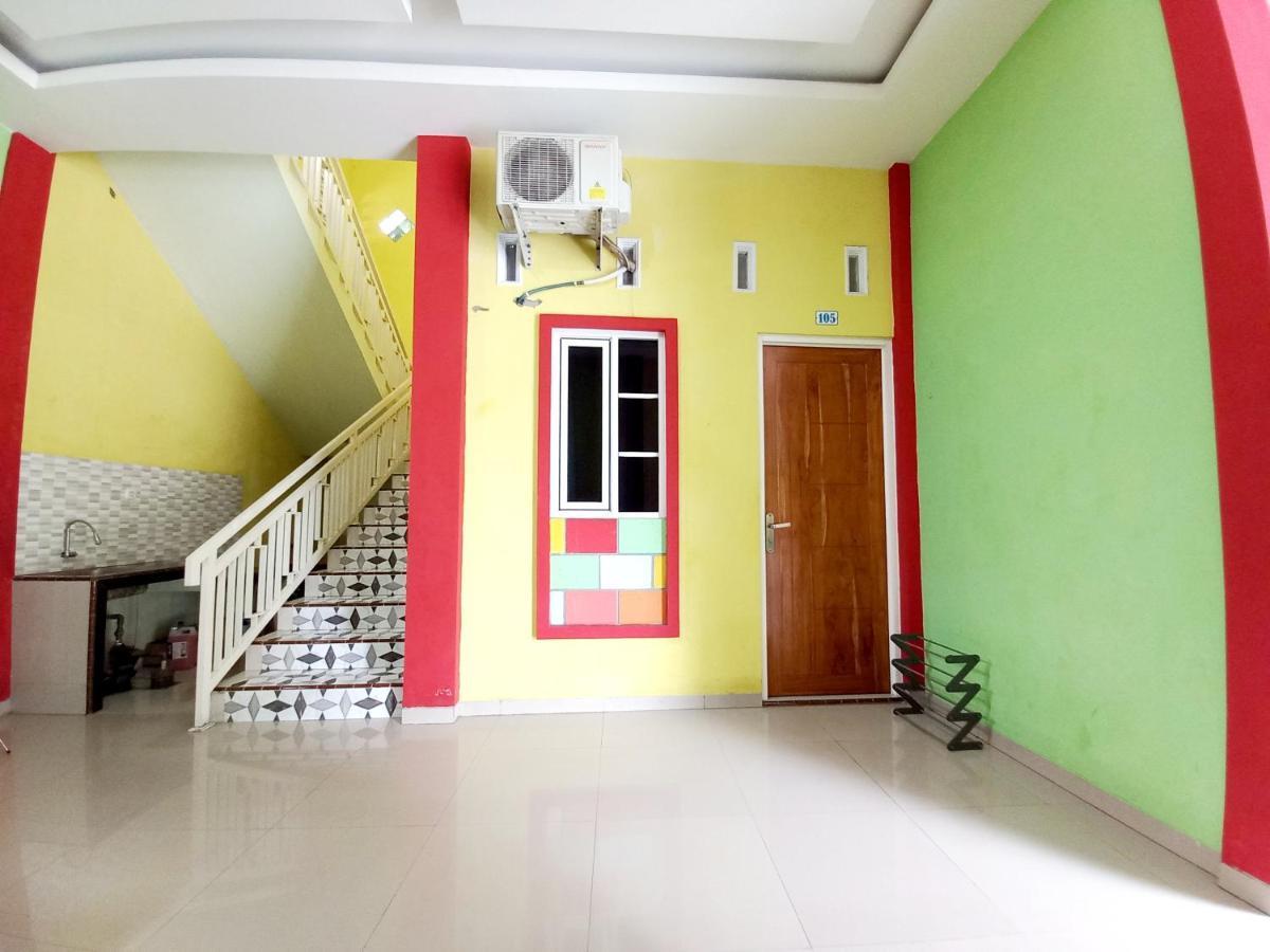 Harmony House Syariah Near Alun Alun Pati Mitra Reddoorz Otel Dış mekan fotoğraf